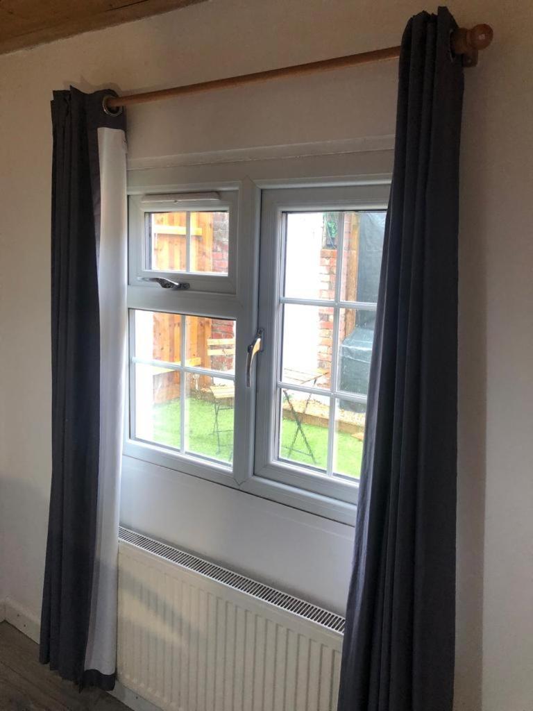 Alpha House Bed & Breakfast Londra Exterior foto